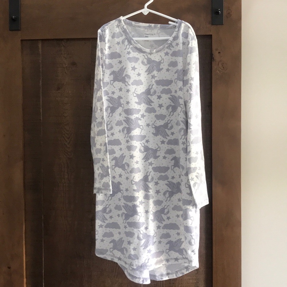 Gap girls Nightgown set of 2